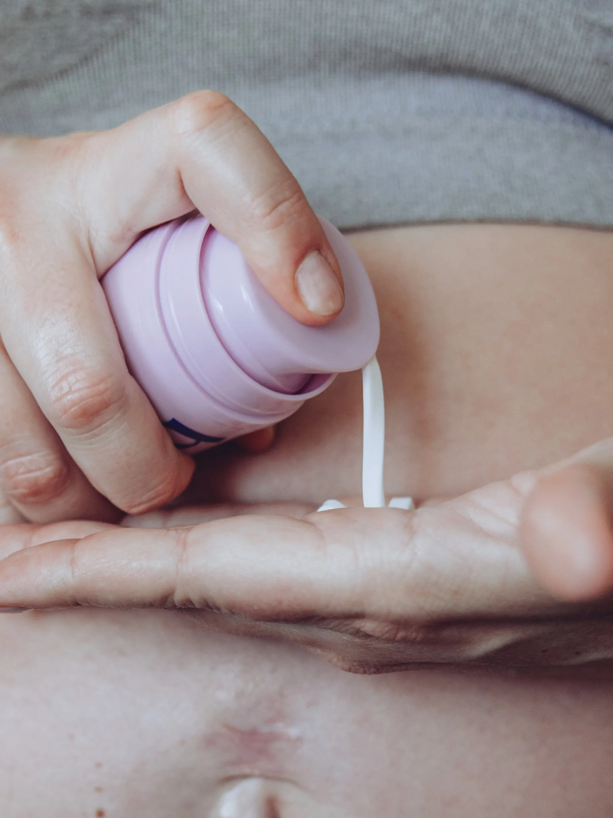 AND STRETCH... _ Stretch mark cream