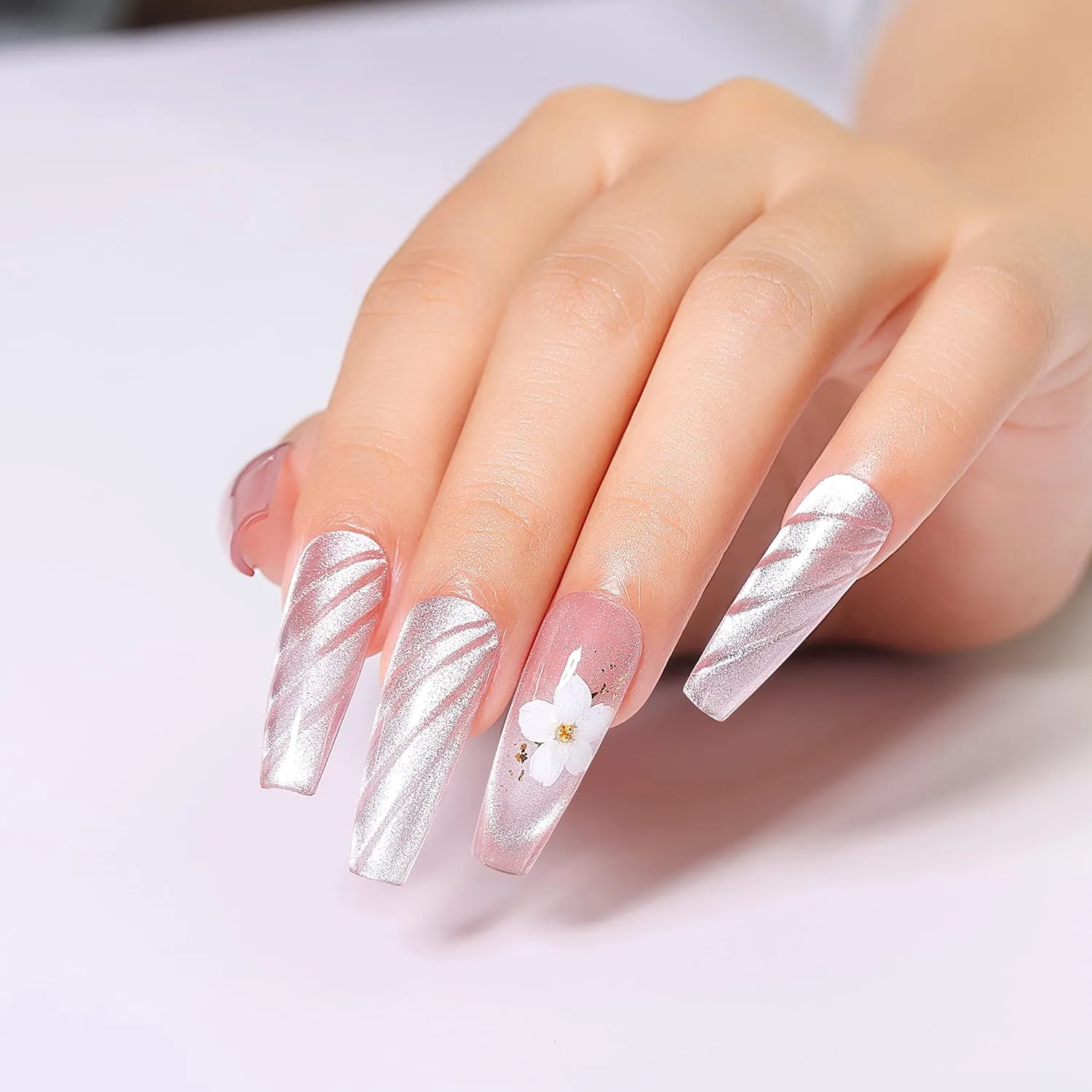 Cat Eye Glitter Nail Pink (499)-10ml
