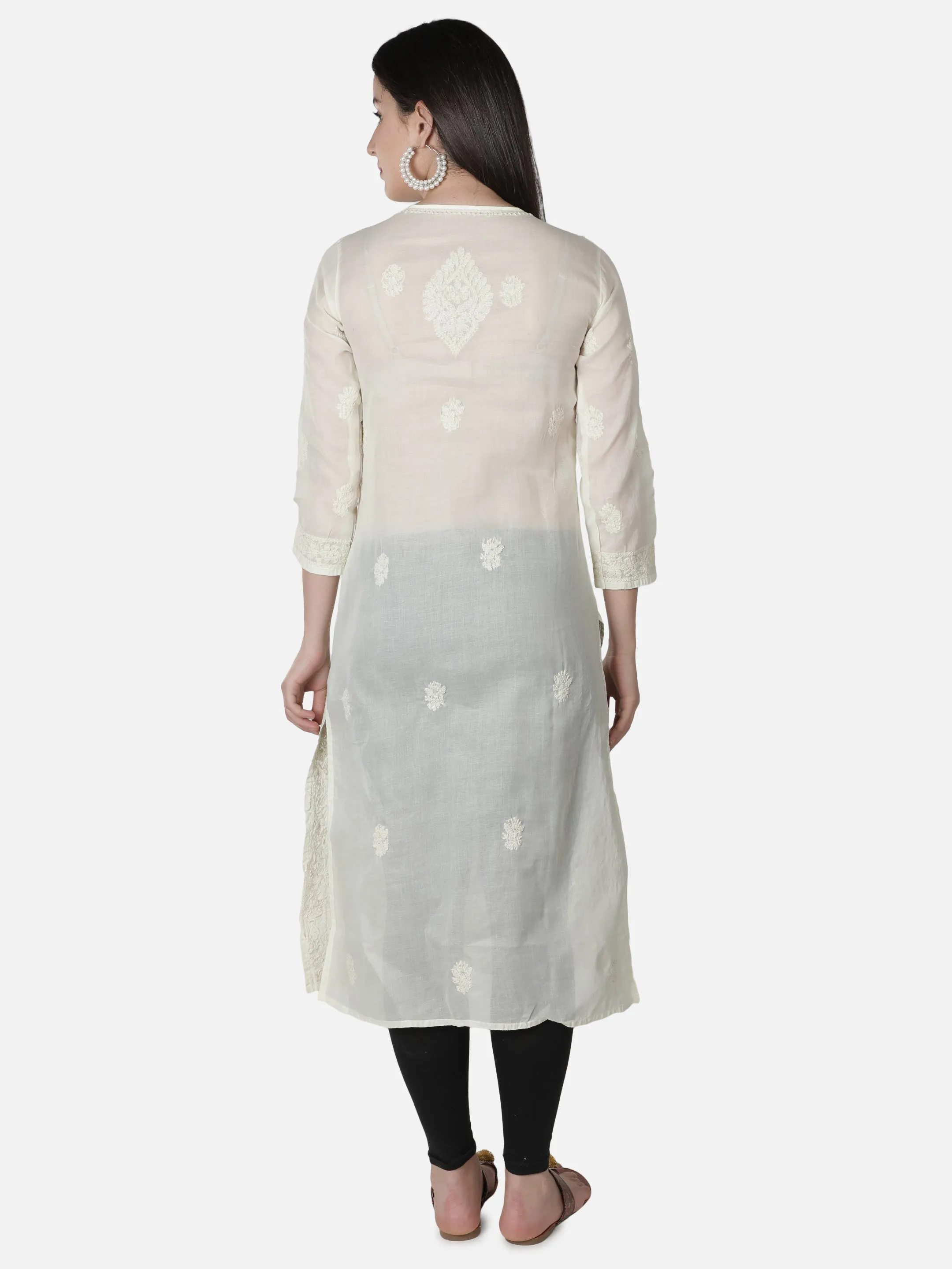 Cream Kurta in Jaali-Bakhiya Style Chikan Work