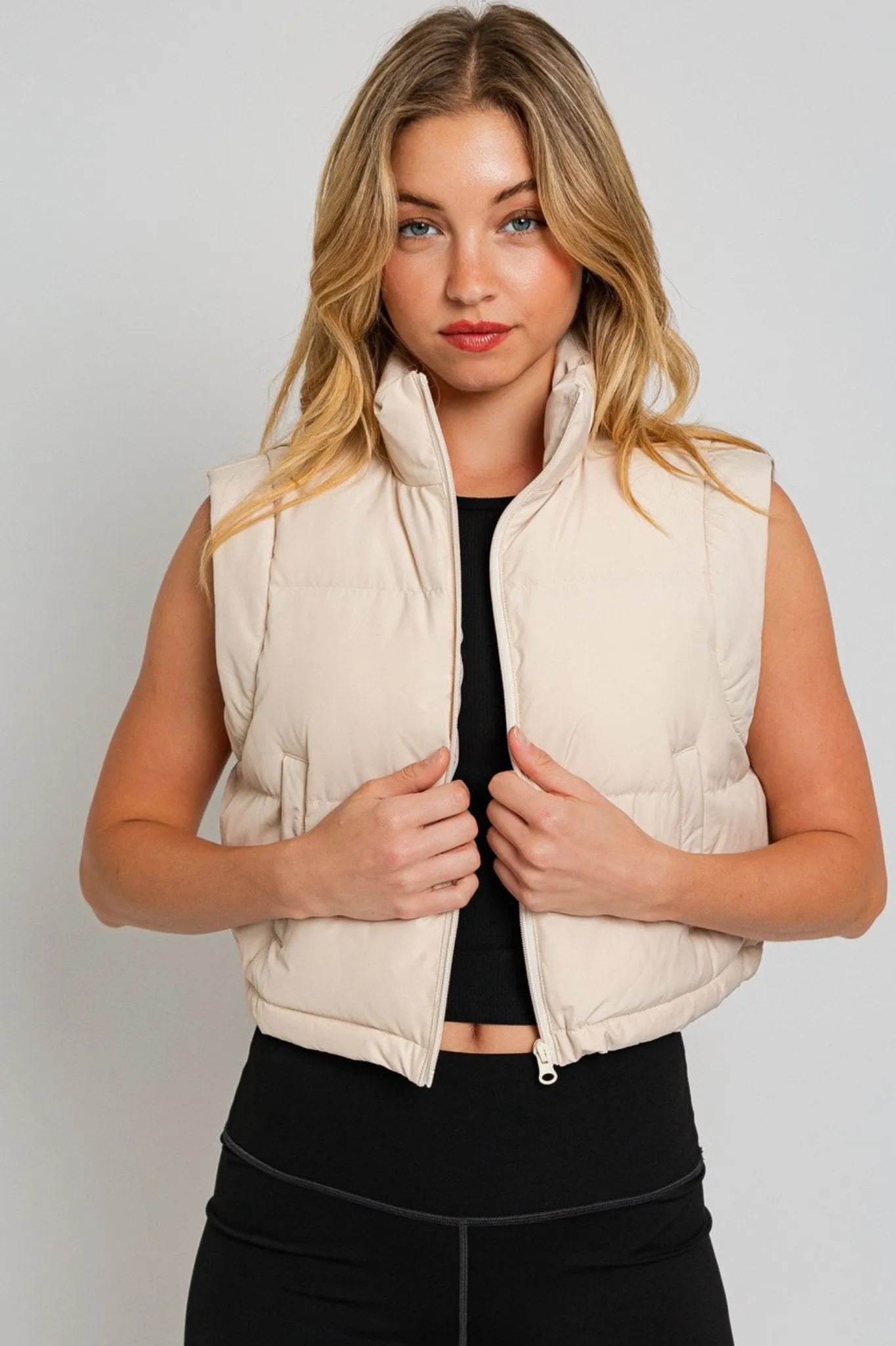 Cropped Puff Vest in Cream