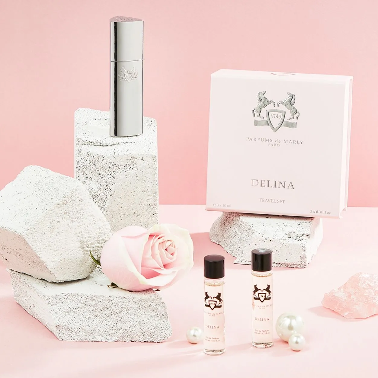 Delina Travel Set
