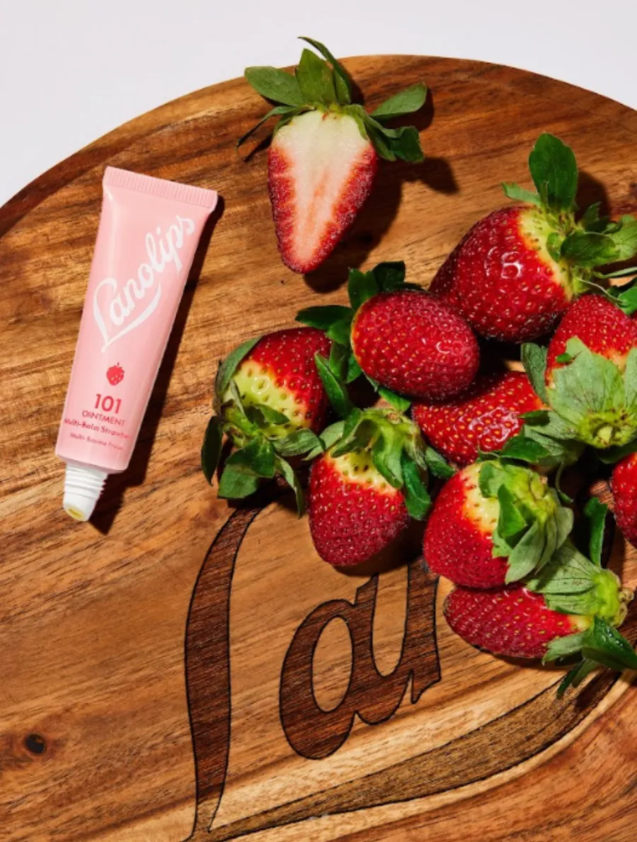 Lanolips 101 Ointment Multi-Balm Strawberry: Strawberry